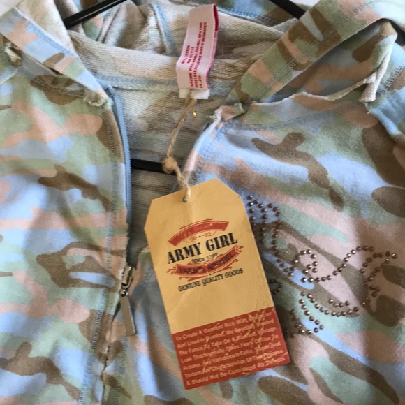 Army Girl Blue Camou Hoodie Varsity Apparel L NWT - Picture 11 of 12
